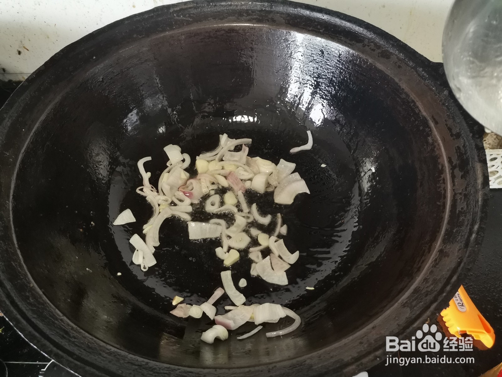 榨菜肉丝蛋炒饭