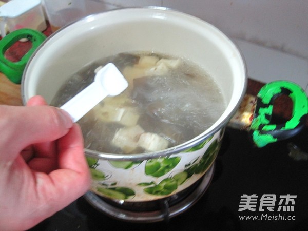 豆腐海带蛤蜊汤