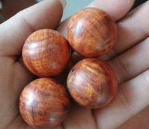 小叶紫檀怎么盘 把玩小叶紫檀的方法