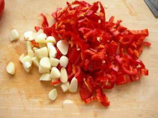 如何制做蒜蓉辣酱