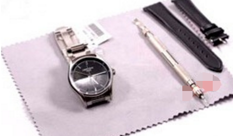 天梭手表的钢表带能换成皮表带么