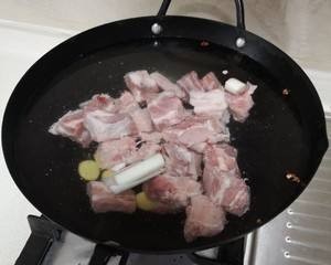 好吃的汤炖排骨