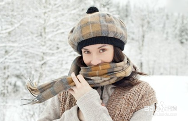 手脚冰凉怎么办?体寒体质必学。