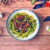 卤鸭炒扁豆怎么做