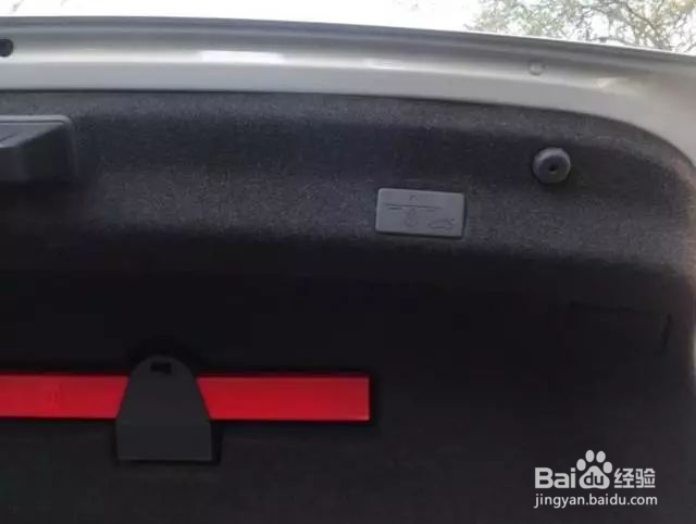 迈腾后备箱开启、关闭方式有哪些
