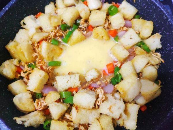 自创干脆面炒馒头