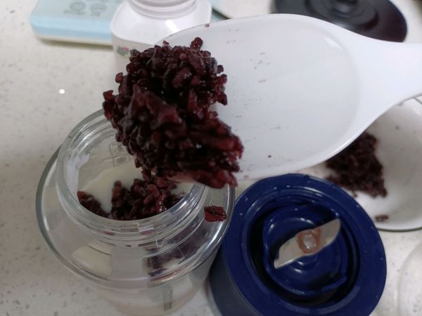 低卡紫米酸奶杯