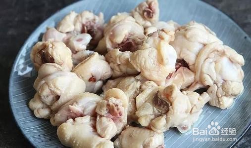 西洋参煲鸡汤的做法与功效