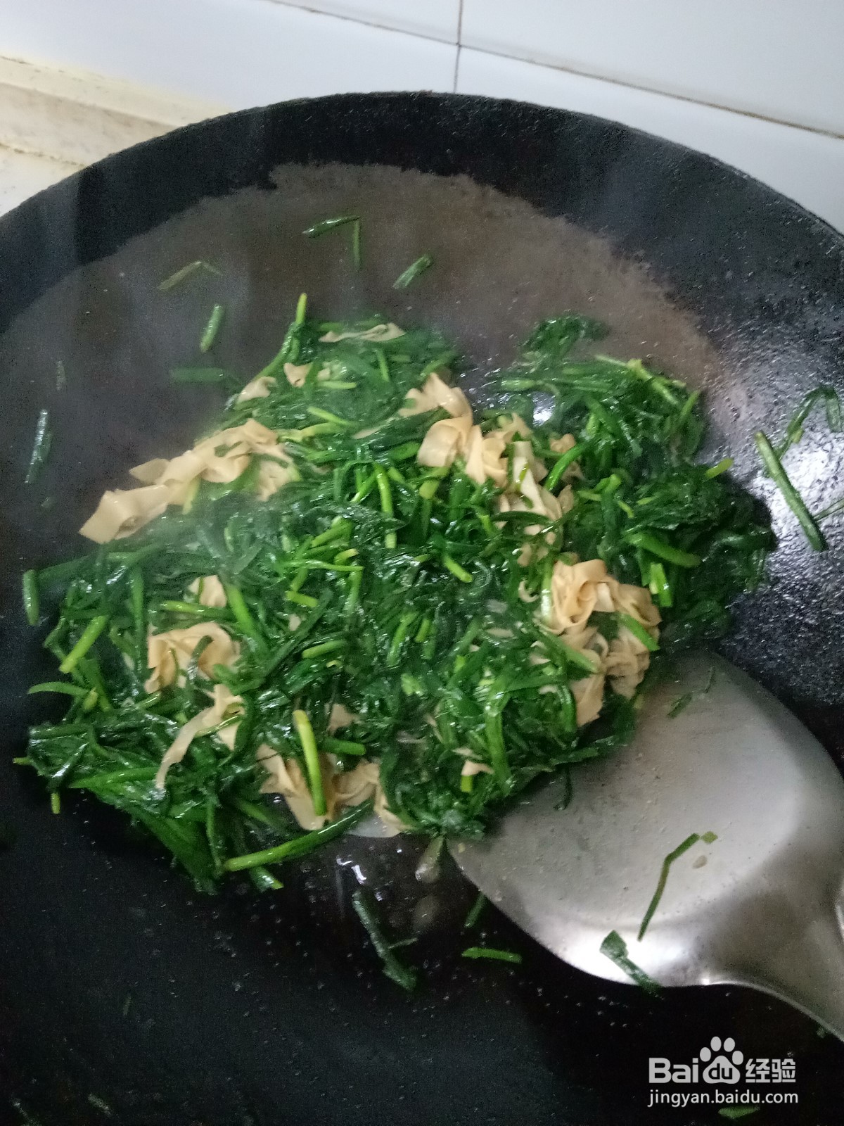 韭菜炒豆腐皮