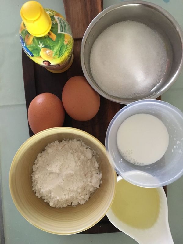 糖霜玫瑰奶油蛋糕