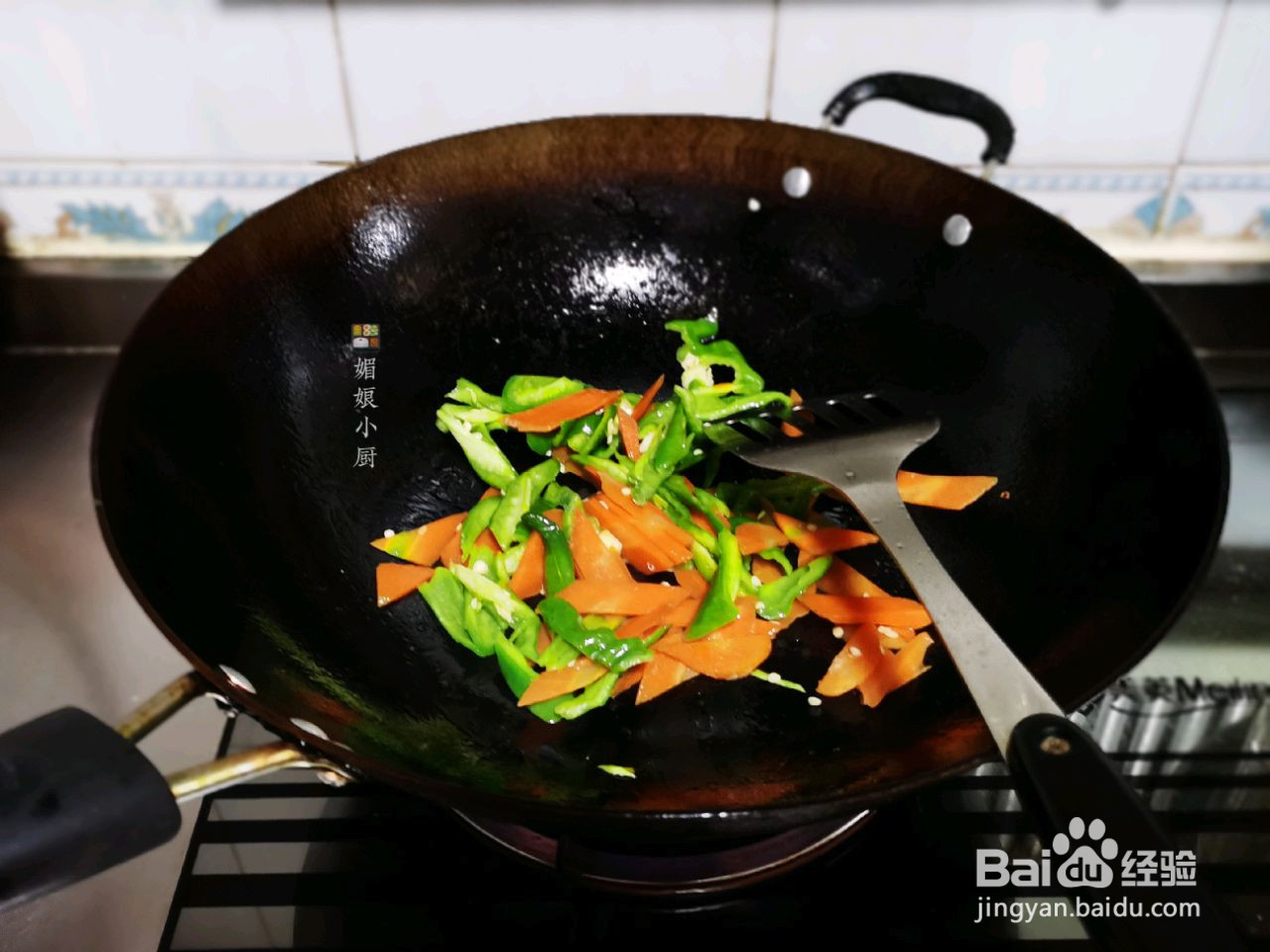 百合炒肉片鲜香嫩滑的做法