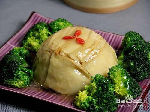 鲍汁蒸扒白灵菇