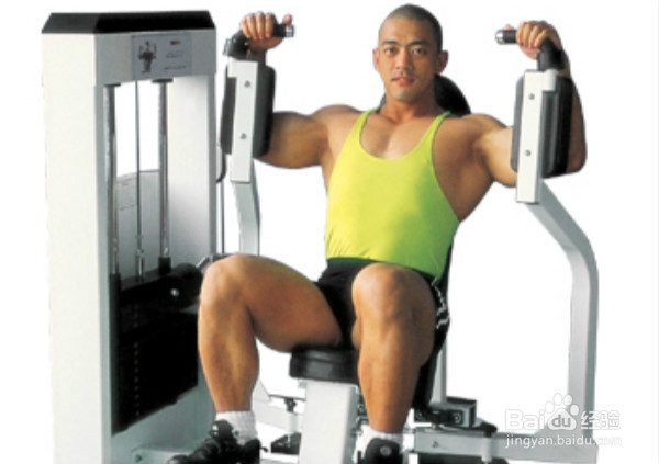 如何强化胸大肌