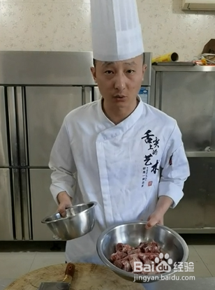 如何制作一道美味的糖醋排骨