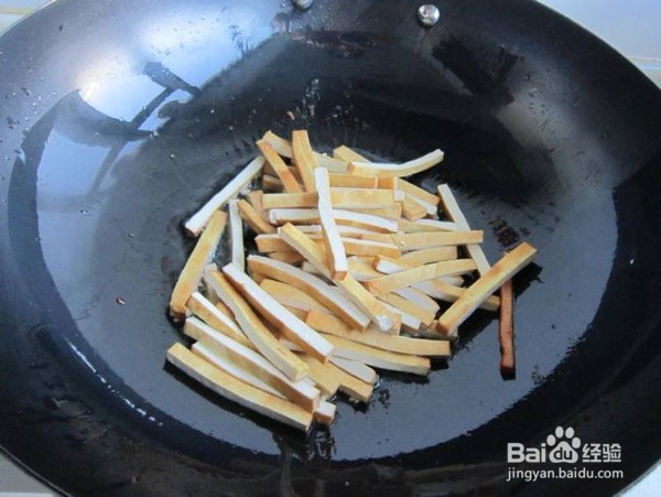 如何制作韭菜豆干炒羊肉