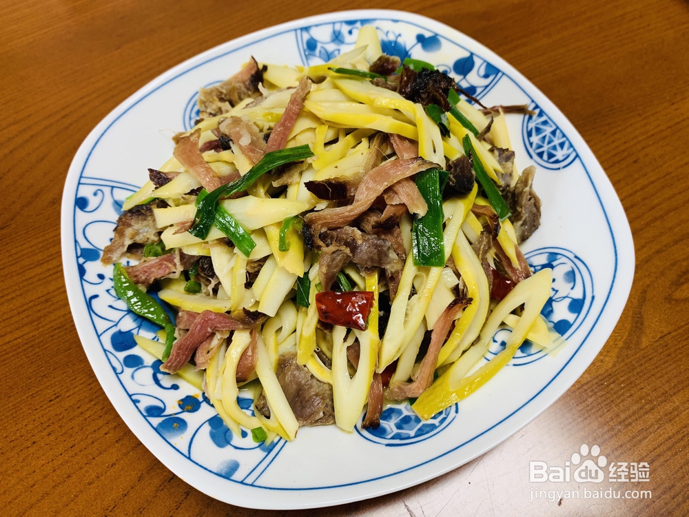 毫无压力做竹笋炒腊肉