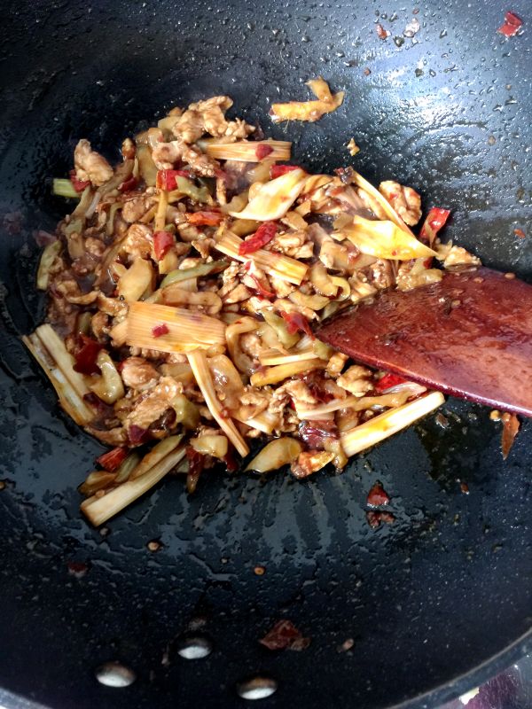 香辣榨菜肉丝面