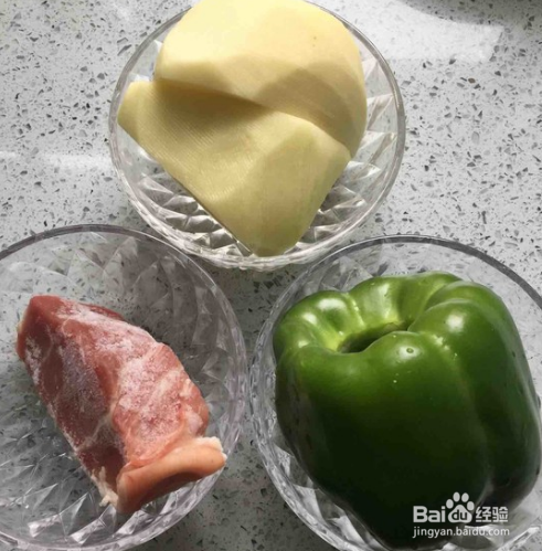 吃面很简单但要吃的好干拌臊子面做起也不简单