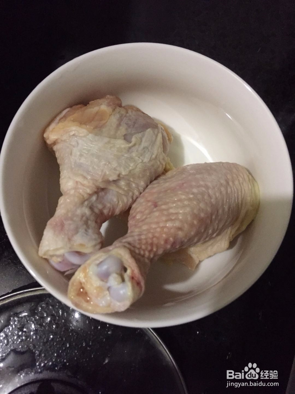 木耳红烧琵琶腿的做法