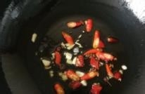 如何做黄心菜平菇烩茄子