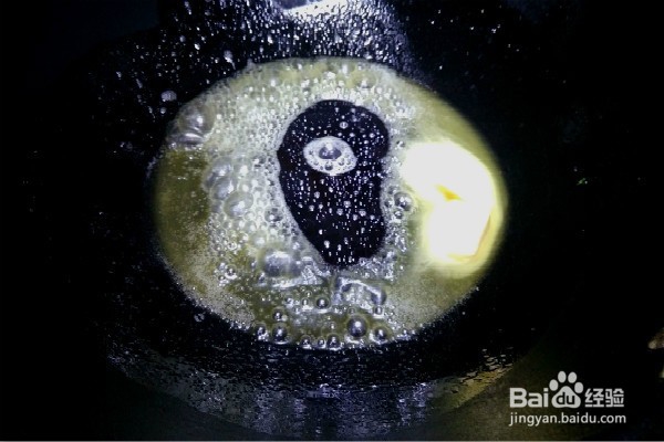 怎样才能做出好吃的家常黄油大虾烧西兰花