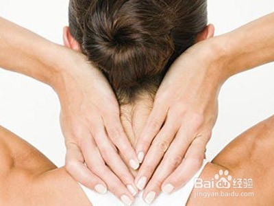 晚上睡觉不小心落枕了怎么办?如何预防