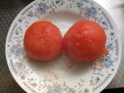 如何作西红柿炒鸡蛋？