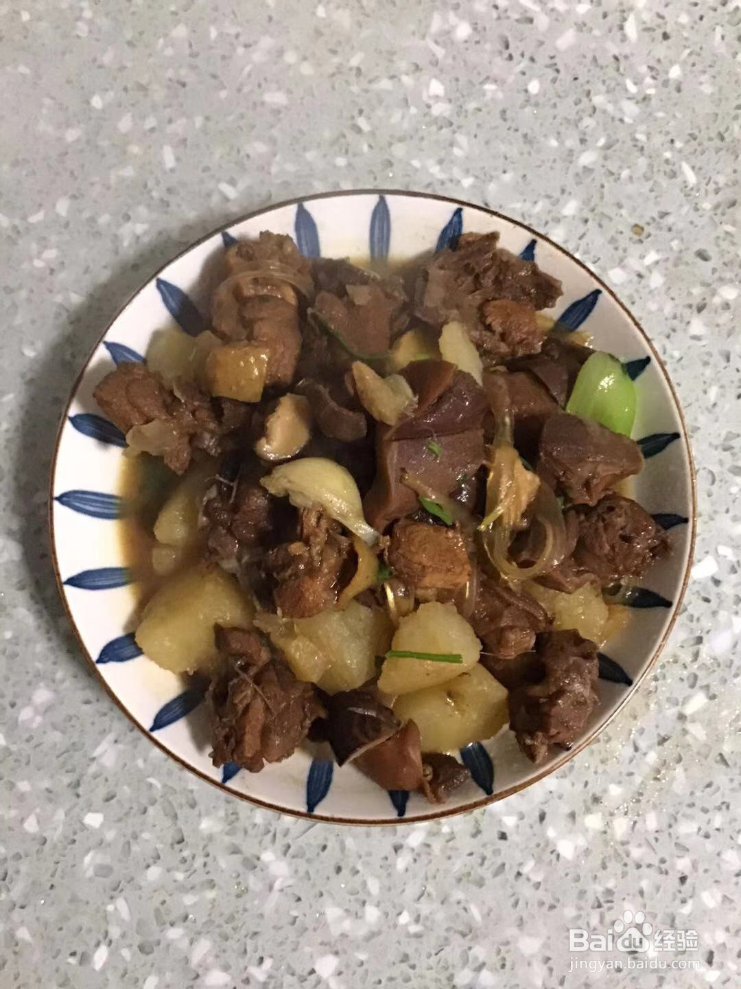 土豆炖鸡肉土鸡版的做法