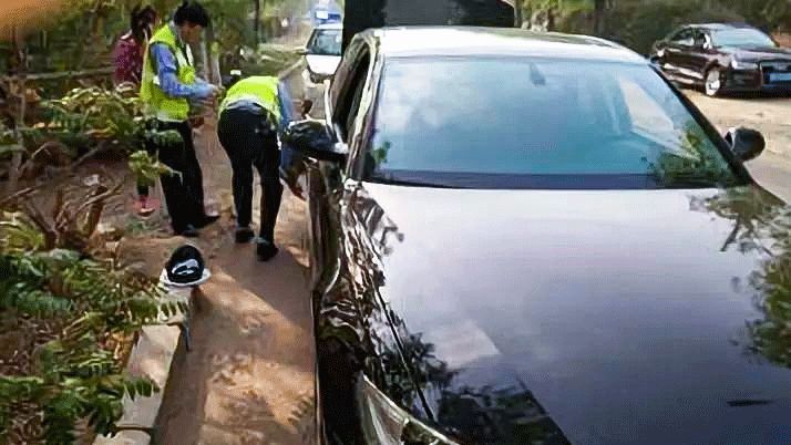 汽车轮胎花纹不一样警察可以罚款吗