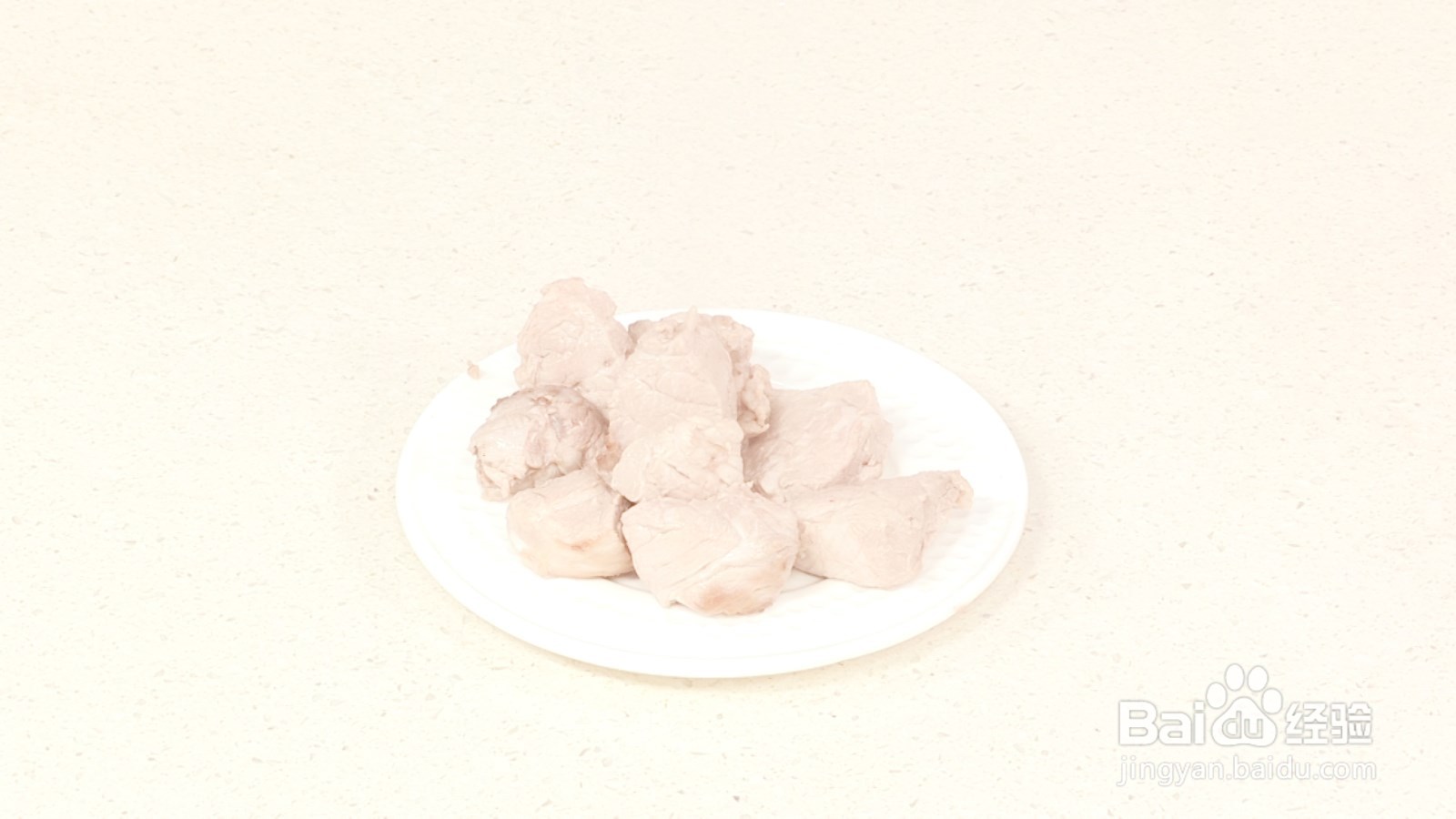 老火靓汤:金银花煲瘦肉汤