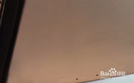 如何去掉自喷漆不伤原漆