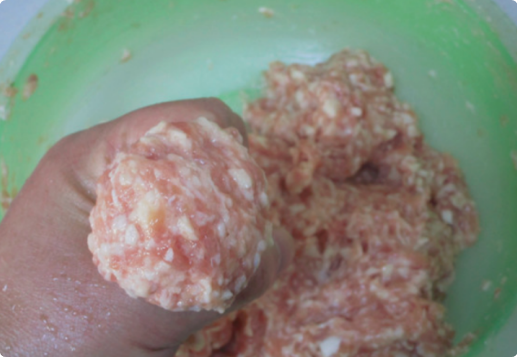 炸肉丸子的家常做法是怎样的
