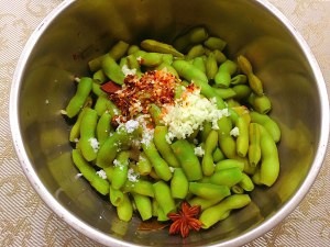 教你怎么做凉拌毛豆(五香煮花毛)
