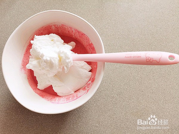 火龙果燕麦脆蛋糕