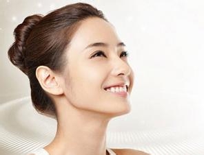 快速去眼袋的方法小窍门【闪亮双眸】