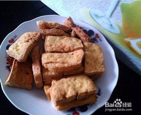 街边油炸臭豆腐的做法