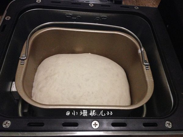 北极虾牛肉粒披萨