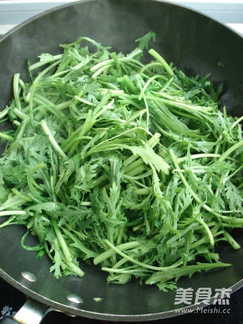 蒜末茼蒿炒火腿