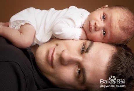 新手妈妈如何对婴儿啼哭作出正确回应？