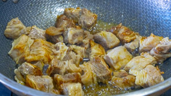 西红柿土豆焖牛腩