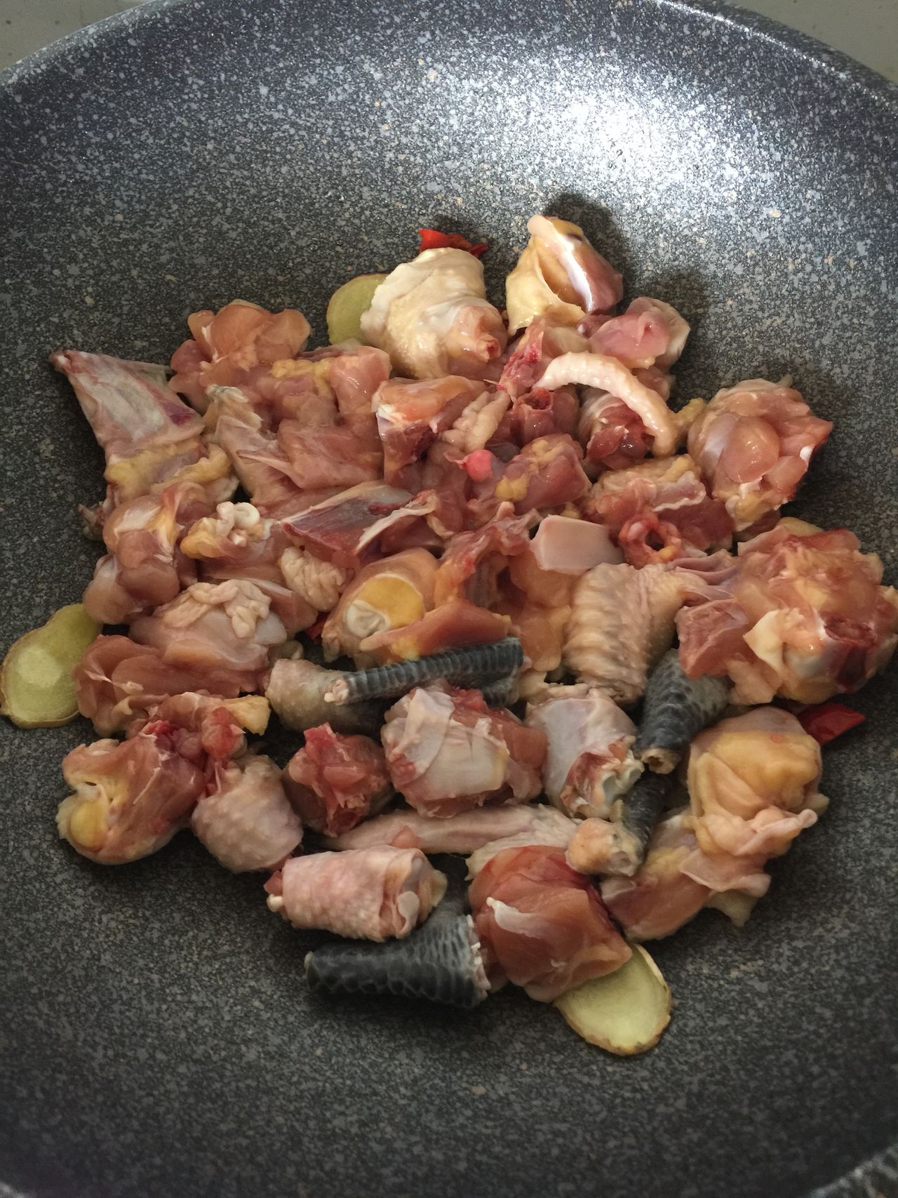 好吃到爆的黄焖鸡做法,你学会了吗