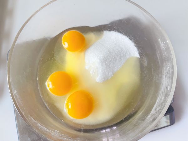 卡通布朗尼蛋糕