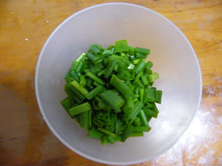 这么做腊肉烤土豆片美味极了！