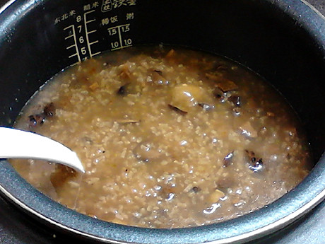 松茸菌菇粽子粥