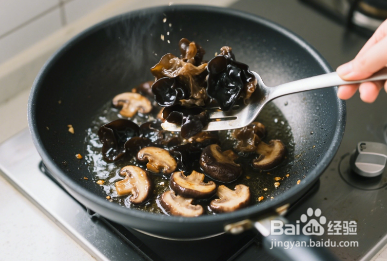 素三炒怎么制作？