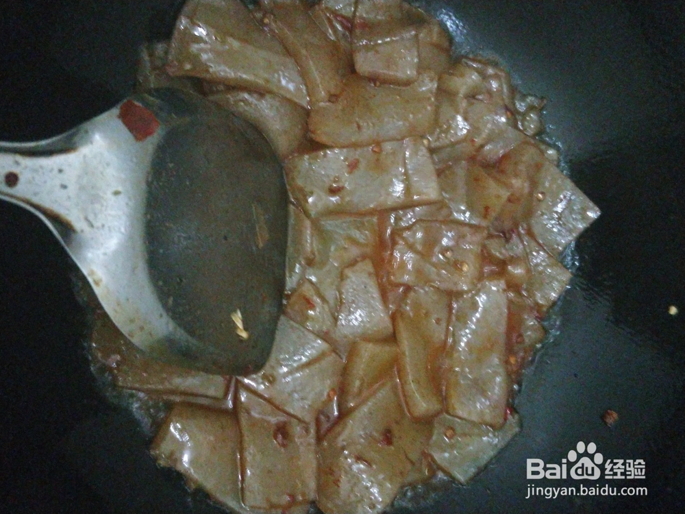爆炒木耳烧魔芋的做法