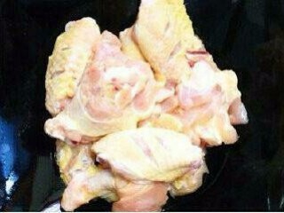 如何在家自己做脆皮鸡翅