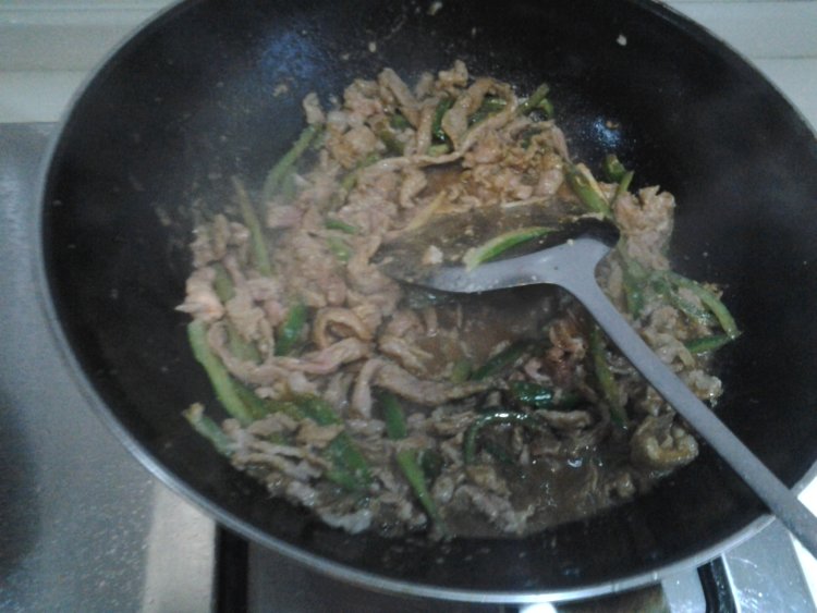 健康美味青椒牛肉丝的做法，妹子们学会了吗？