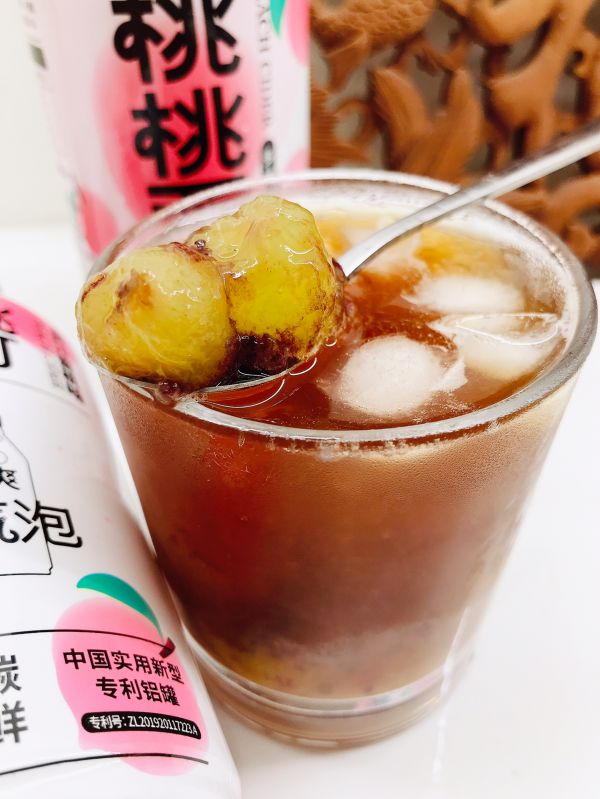 果果桃桃西打气泡水