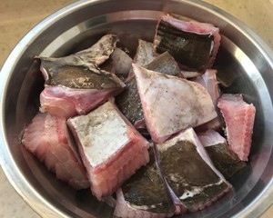 老板鱼炖豆腐的做法